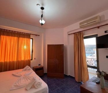 Qender Apartment | Blue Waves