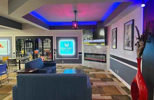 Eagan Hotel | Blue Way Inn and Suites Eagan - Comfort 2 Queen Bed Non Smoking