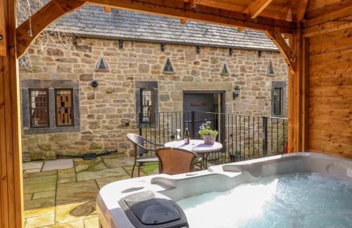 South Wingfield House | Bluebell Cottage