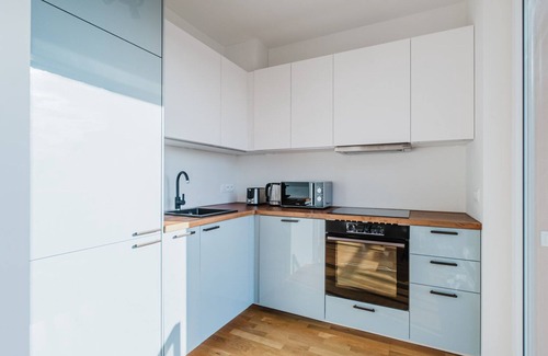 Prague 3 Apartment | Blueground | Žižkov, furnished, park (PRG-42)
