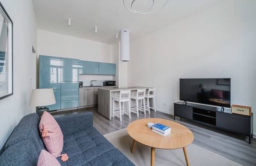 Zizkov Apartment | Blueground | Žižkov, renovated, nr universities (PRG-35)