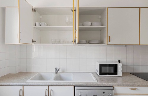 Auteuil Apartment | Blueground | Auteuil, balcony & Eiffel Tower view