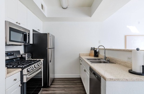 Downtown San Diego Apartment | Blueground | Gaslamp 1bd apartment