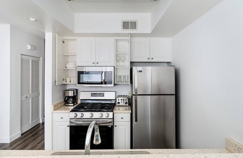 Downtown San Diego Apartment | Blueground | Gaslamp 1bd apartment