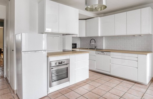 Quartier Saint-Georges Apartment | Blueground | Saint Georges, nr Montmartre