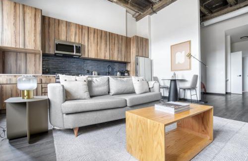 Near West Side Apartment | Blueground West Loop gym roof nr Union Park CHI-1050