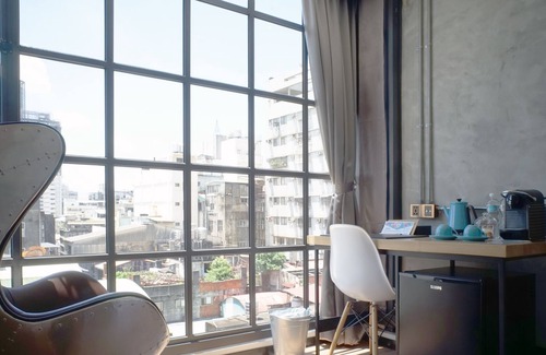 Central District Hotel | BlueSky Hotel