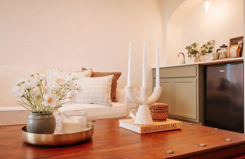 Port Angeles Cottage | Bluff Cottage - Waterfront home near Olympic National Park