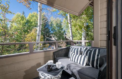 Elkhorn Village House | Bluffs 4140