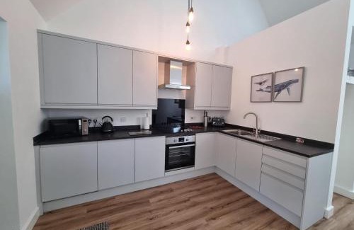 Boxgrove Apartment | Blundens Holiday Lets - Ffos Las