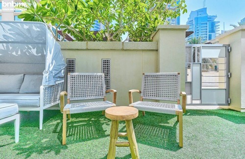 Dubai Marina Apartment | bnbme | Dubai Marina Bliss: 2BR Apt with Private Jacuzzi