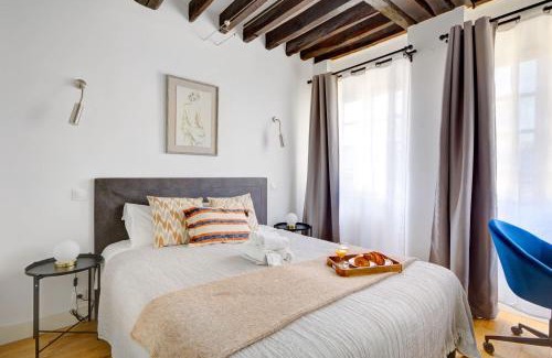 3rd Arrondissement Apartment | BnBNova - 1BR Le Marais & Arts et Métiers