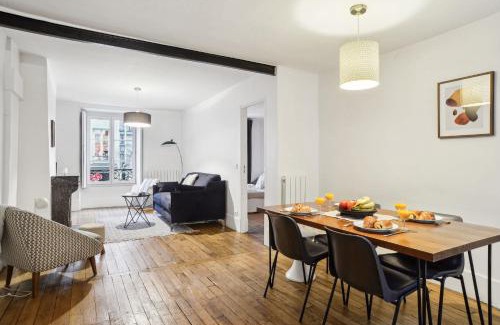 Bonne-Nouvelle Apartment | BnBNova - 1BR - Palais Royal & Louvre