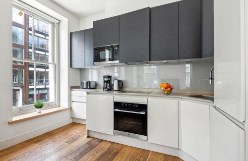 Fitzrovia Apartment | BnBNova - 3BR - Fitzrovia