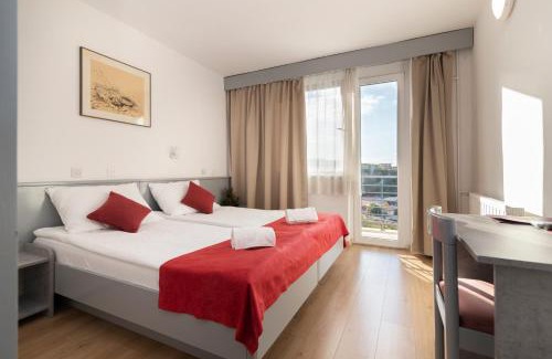 Sodici Hotel | Boarding House Lucija