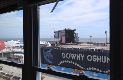 Ocean City Apartment | Boardwalk Bliss – Oceanfront Escape 3