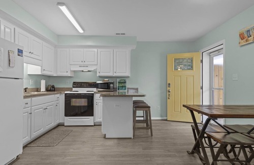 Atlantic Beach Condo | Boardwalk Shores B 2 Bedroom Duplex by RedAwning