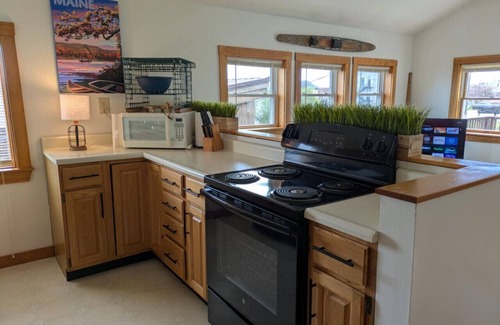 Eastport Apartment | Boat Shop Loft getaway in Eastport