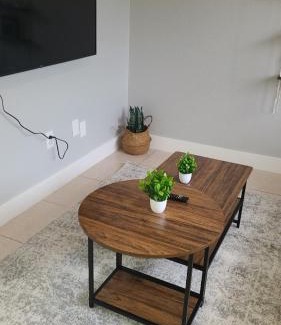 Terrace Park Apartment | Bohemian 1 Bedroom- Minutes from Busch Gardens