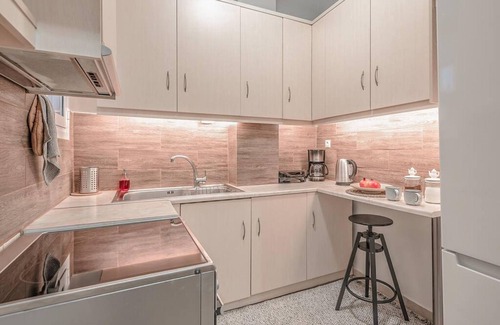 Kinosargous Apartment | Bohemian Chic 1BR Apartment in the Heart of Athens