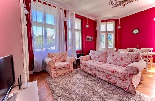 Karlovy Vary Apartment | Bohemian City - Amazing View, Garage