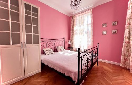 Karlovy Vary Apartment | Bohemian City - Amazing View, Garage