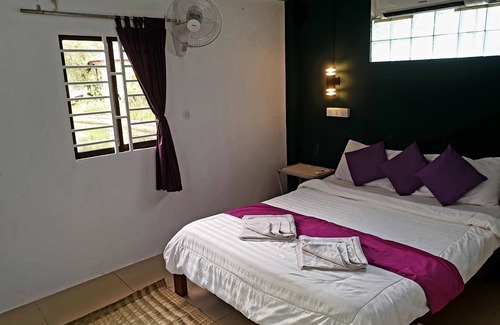 Kampot Hotel | Bohemiaz Resort and Spa