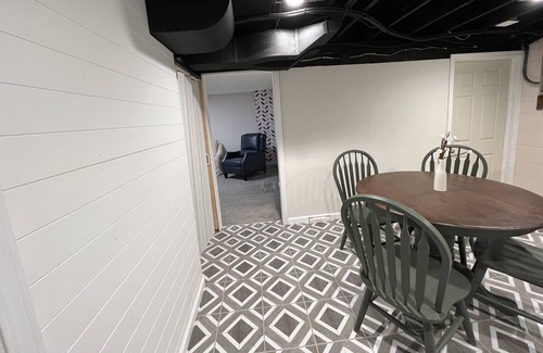 Greenwood House | Boho Chic family home - 15 minute drive to Downtown Indianapolis
