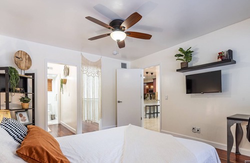 Pembroke Pines Apartment | Boho & Cozy 1 Bedroom Condo