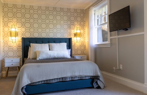Northwood Hotel | Boho Manor Resort - Room 26
