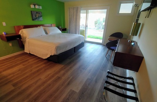 Boiling Spring Lakes Hotel | Boiling Spring Lakes Motel