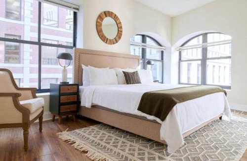 Boston Financial District Apartment | Bold and Spacious 2 Bed in Boston Financial District