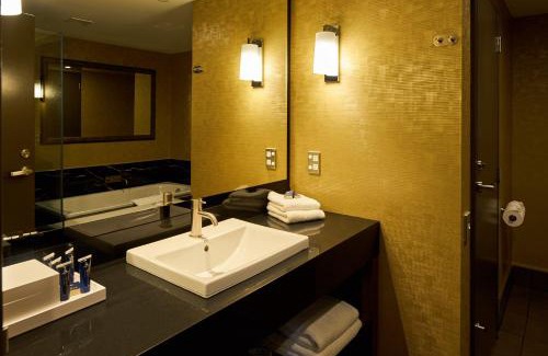 Wellington Hotel | Bolton Hotel