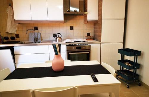 Bomerano House | Bomerano Apartments