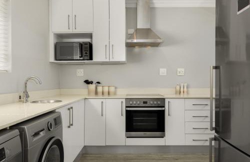 Big Bay Apartment | Bona View Estate 30