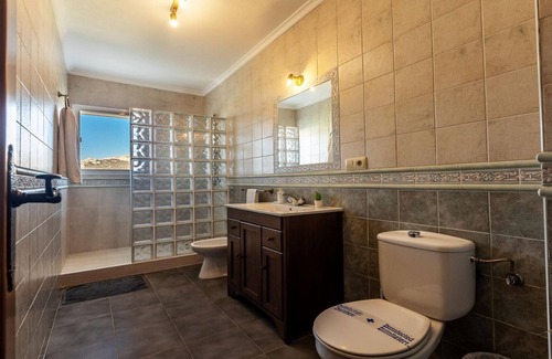 Bolonia Apartment | Bonito apartamento en Bolonia ( Aprt. Luz C)