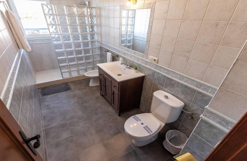 Bolonia Apartment | Bonito apartamento en Bolonia ( Aprt. Luz C)