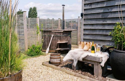 Bottesford House | Bonnie's Shepherd's Lodge Retreat & Wellness