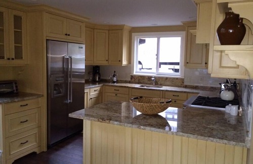 Lincoln House | Book now for your Fall getaway in the White Mountains!