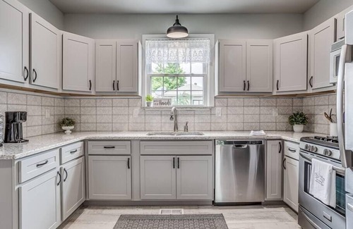 Guthrie House | BOOK NOW! *LANDRUN COTTAGE* Winter 2025
