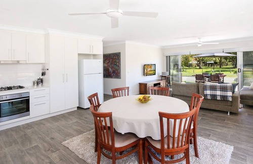 Golden Beach Apartment | Booker Pde 34, Unit 2 - Pet Friendly -