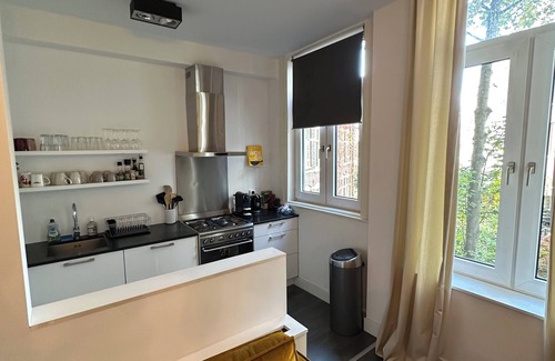 Plantage Apartment | Bookings welcome 2025-2026! 5 Star Reviews Apartment in the Heart of Amsterdam