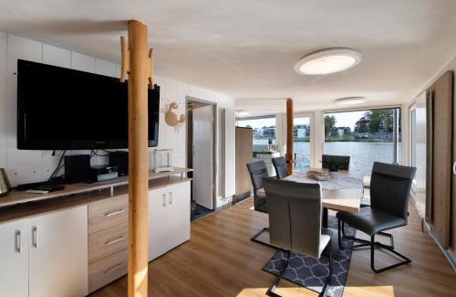 Muritz Boat Rental | Bootshaus Fritze Bollmann