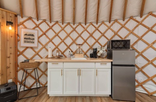 Willow Apartment | Borealis ~ Recreational Haven