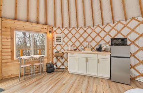 Willow Apartment | Borealis ~ Recreational Haven