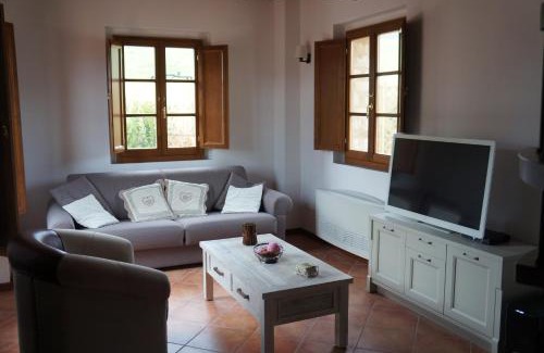 Gaiole in Chianti House | Borgo di Gaiole - Casa BD - apartment with a view & travel guide
