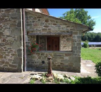 Caprese Michelangelo Apartment | Borgo Faeta Country Relais