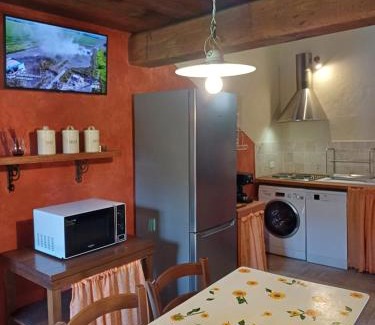 Radicondoli House | Borgo Pietraio Casa Vacanze