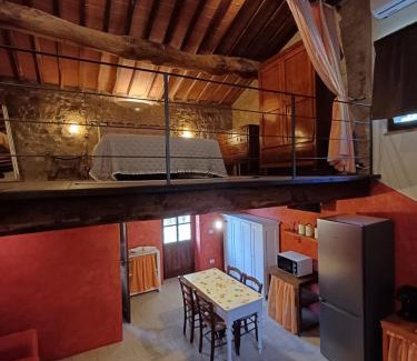 Radicondoli House | Borgo Pietraio Casa Vacanze