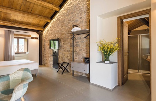 Castel del Giudice Hotel | Borgotufi Albergo Diffuso